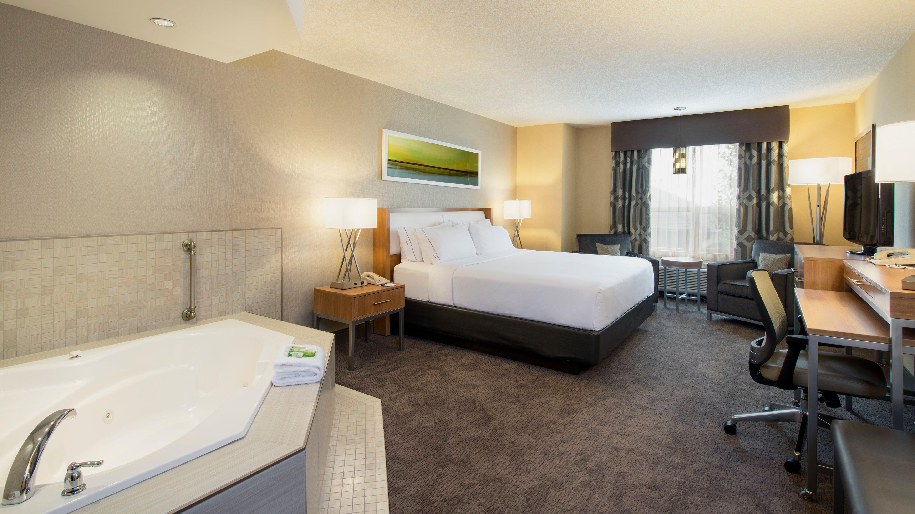 Hotel Express & Sherwood Park-edmonton Area By Ihg 3*