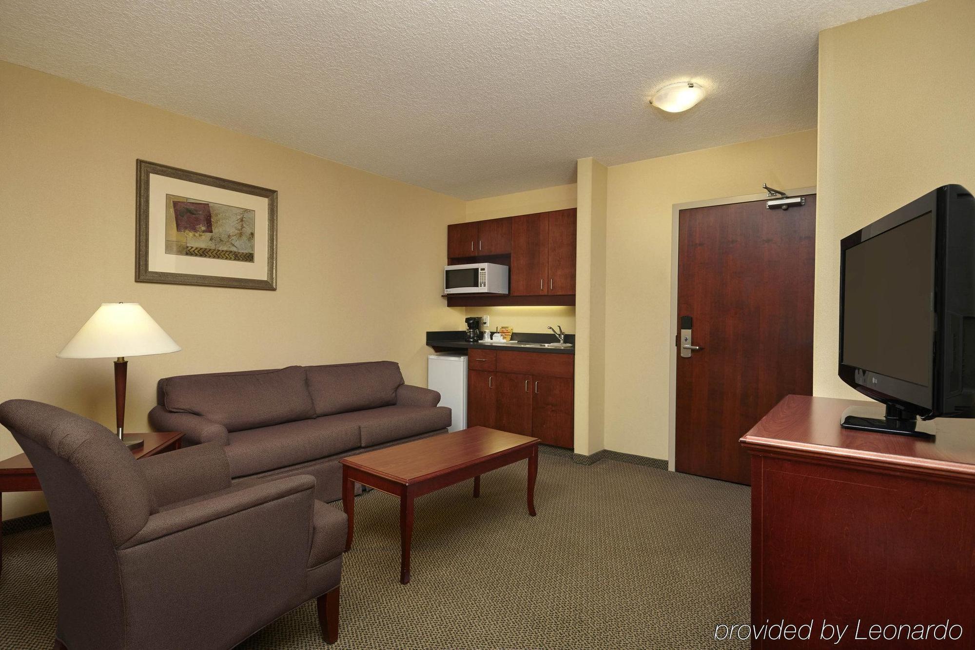 Express & Sherwood Park-edmonton Area By Ihg