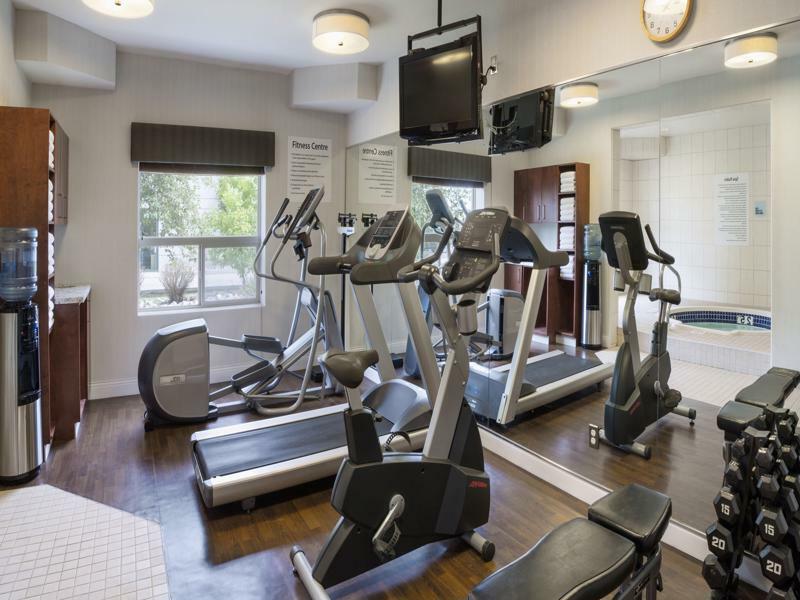 Express & Sherwood Park-edmonton Area By Ihg Hotel 3*