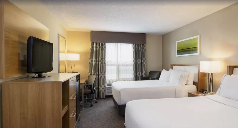 Express & Sherwood Park-edmonton Area By Ihg Hotel 3*